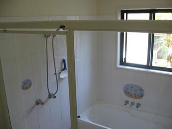 Noosa Edge Nudist Retreat - Accommodation VIC 2