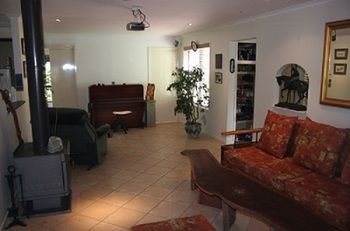 Noosa Edge Nudist Retreat - Accommodation VIC 20