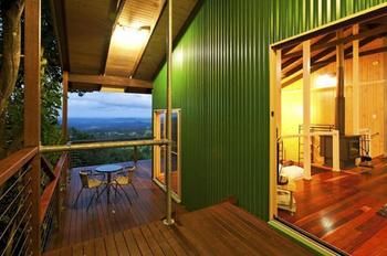 Treetops Accommodation Montville - Accommodation VIC 6