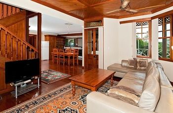 Treetops Accommodation Montville - Accommodation VIC 47