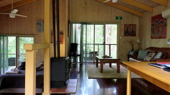 Treetops Accommodation Montville - Accommodation VIC 70