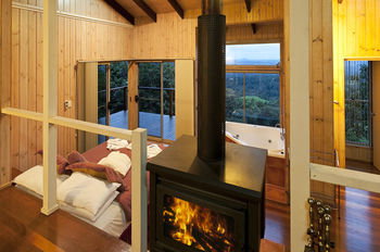 Treetops Accommodation Montville - Accommodation VIC 77
