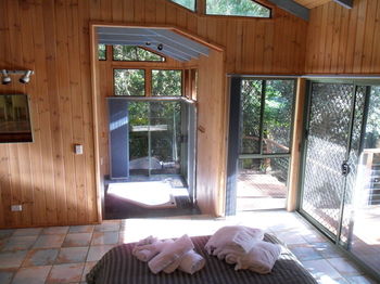 Treetops Accommodation Montville - Accommodation VIC 79