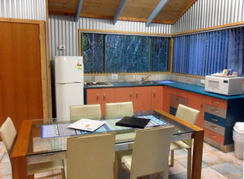 Treetops Accommodation Montville - Accommodation VIC 82