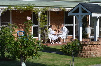 Lakeside Cottage - Accommodation VIC 11