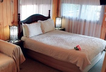 Peppertree Cottage - Accommodation VIC 14