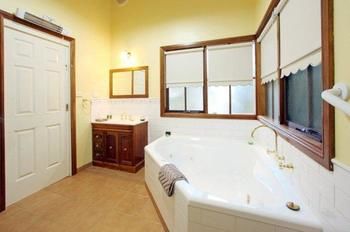 Glenview Retreat Luxury Bed & Breakfast - Accommodation VIC 8