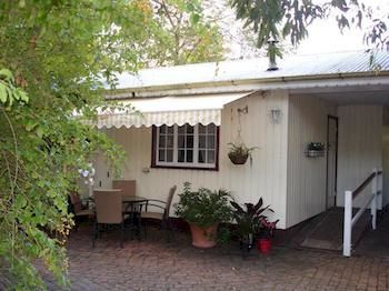 Bli Bli House Luxury Bed & Breakfast - Accommodation VIC 5