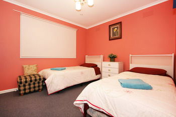 Roseland Holiday House - Accommodation VIC 5