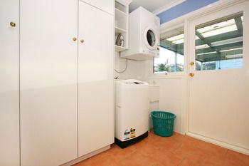Roseland Holiday House - Accommodation VIC 8