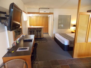 The Willows - Accommodation VIC 7