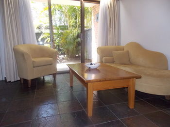 The Willows - Accommodation VIC 17