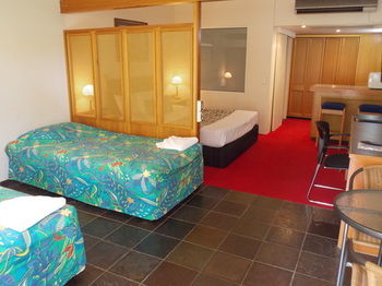 The Willows - Accommodation VIC 19