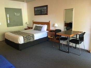 The Willows - Accommodation VIC 53