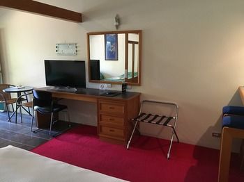 The Willows - Accommodation VIC 54