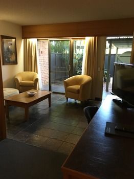 The Willows - Accommodation VIC 63