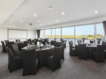 Best Western Plus Lake Kawana Hotel - Accommodation VIC 12