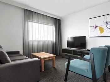 Best Western Plus Lake Kawana Hotel - Accommodation VIC 16