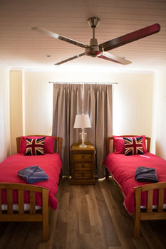 The Wattle Lodge - Accommodation VIC 3