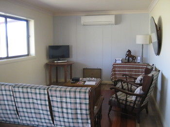 The Wattle Lodge - Accommodation VIC 18