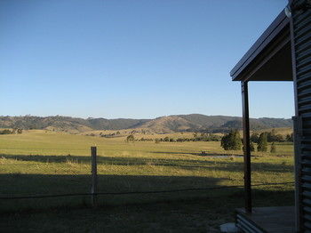 The Wattle Lodge - Accommodation VIC 20