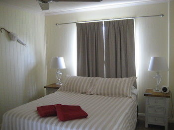 The Wattle Lodge - Accommodation VIC 29