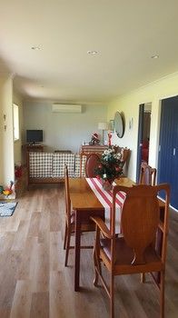 The Wattle Lodge - Accommodation VIC 30