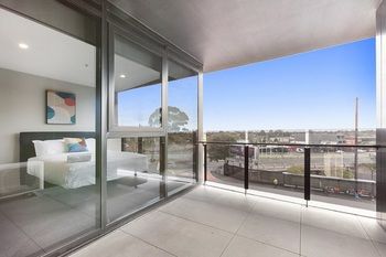 Bayside Towers Serviced Apartments - Accommodation VIC 7