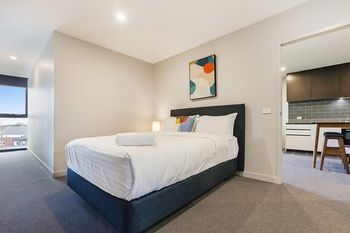 Bayside Towers Serviced Apartments - Accommodation VIC 12