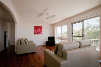 Emerald Views - Accommodation VIC 12