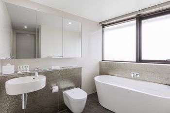 Meriton Serviced Apartments Church Street - Accommodation VIC 6