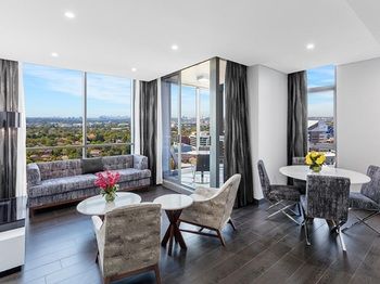 Meriton Serviced Apartments Church Street - Accommodation VIC 24