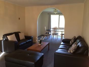 Australian Home Away At East Doncaster - Accommodation VIC 17