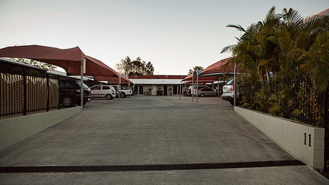 BEST WESTERN Caboolture Central Motor Inn - Accommodation VIC 3