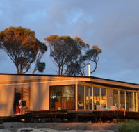 Sawyers Bay Shacks - Accommodation VIC