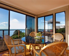 Boat Harbour Beach House - The Waterfront - Accommodation VIC 1