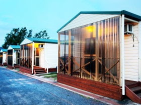 Discovery Holiday Parks  Hadspen Cosy Cabins - Accommodation VIC 0