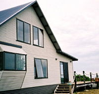 Sea View Cottages - Netherby Downs and A C View Cottage - Accommodation VIC