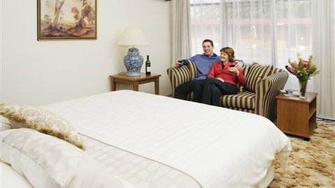 Captains Lodge International - Accommodation VIC 5