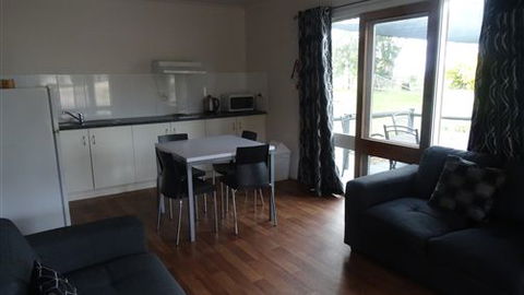 Glenrowan Tourist Park - Accommodation VIC 3