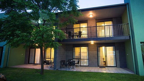 Quest Sale Serviced Apartments - Accommodation VIC 6