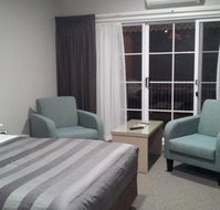 John Bright Motor Inn - Accommodation VIC