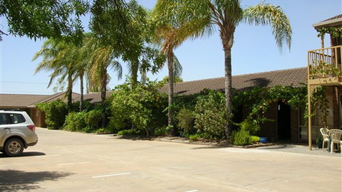 Darling Junction Motor Inn - Accommodation VIC 2