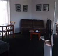 Budget On The Lake - Accommodation VIC