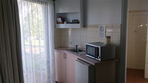 Budget On The Lake - Accommodation VIC 1