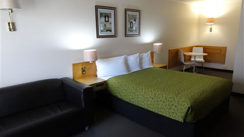 Hermitage Motor Inn - Accommodation VIC 1
