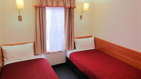 Hermitage Motor Inn - Accommodation VIC 7