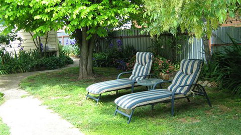 Cuddledoon Cottages B&B - Accommodation VIC 4