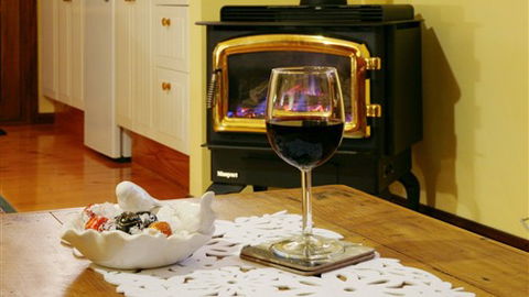 Glenview Retreat Luxury Accommodation - Accommodation VIC 2