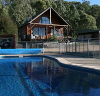 Karoonda Olive Grove Retreat at Mt Buffalo Olives - Accommodation VIC
